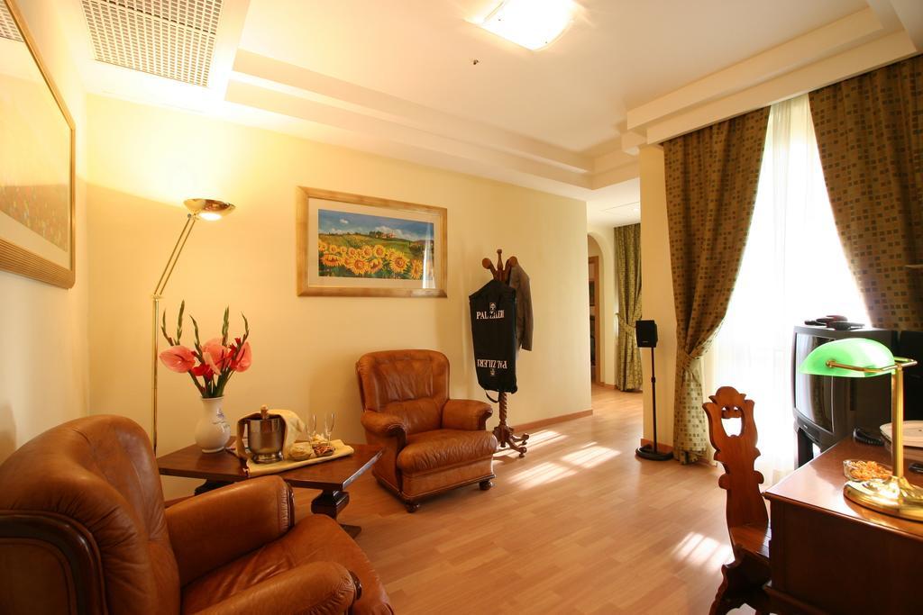 Hotel Villa Luca Chianciano Terme Room photo